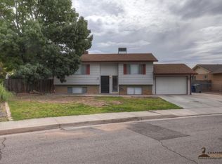 588 N Picturesque Dr, Saint George, UT 84770