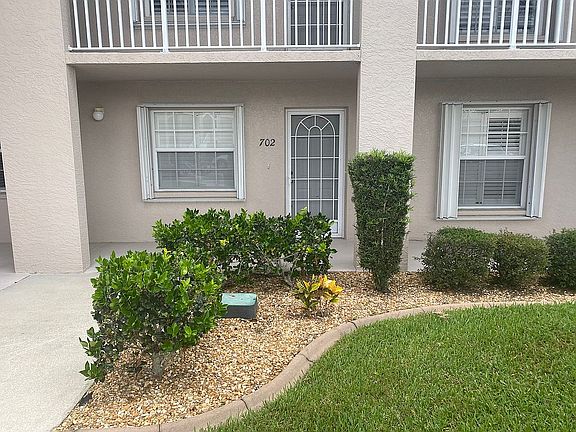 2nd image of 11644 SW Egret Cir APT 702