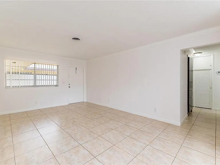 3500 Polk St #5 — Photo 4