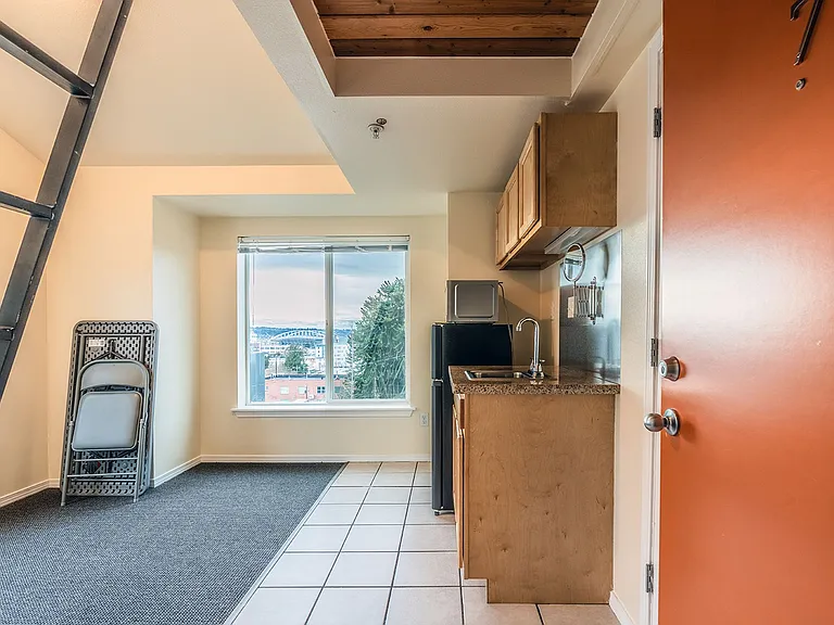 Solana Apodment Homes | International District — Photo 6