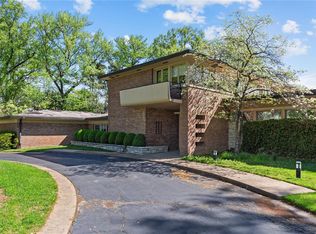 3 Fordyce Ln, Saint Louis, MO 63124