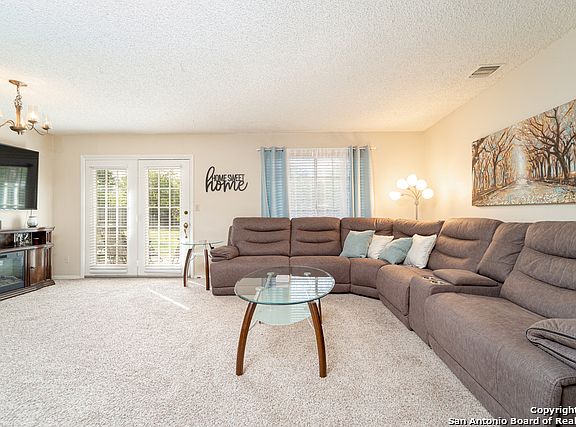 4th image of 6603 Cypress Lake Dr
