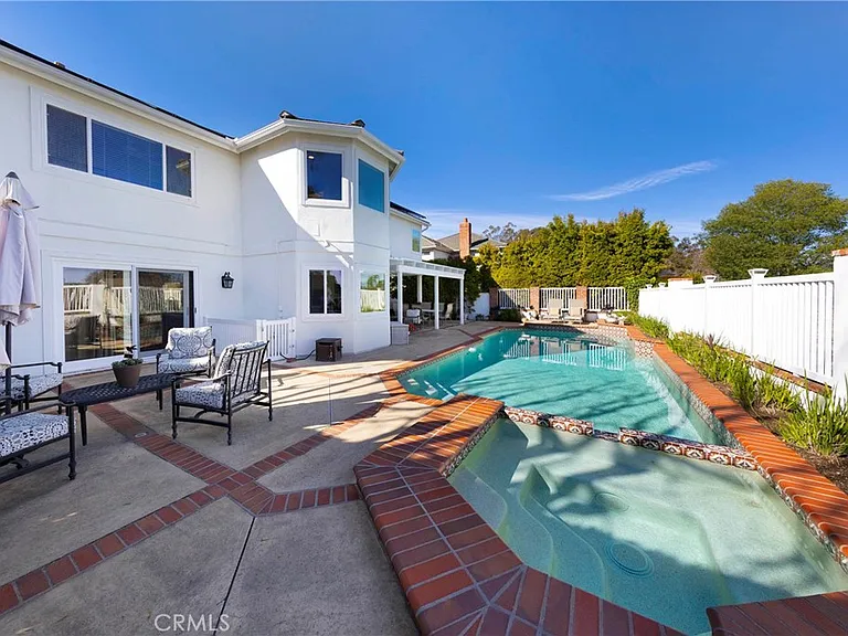 30932 Colonial Pl — Photo 3