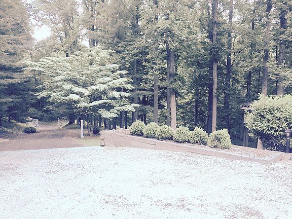 Gravel Courtyard