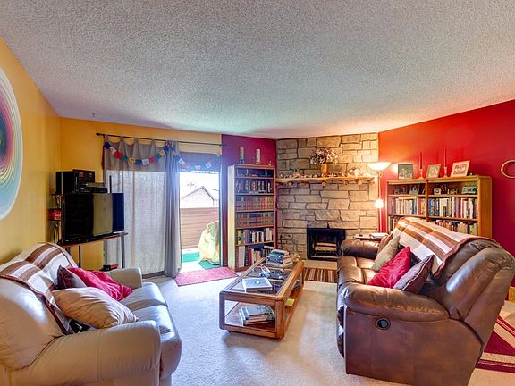 Rock Fire Place & Balcony