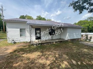 123 W Willow St, Linden, TN 37096