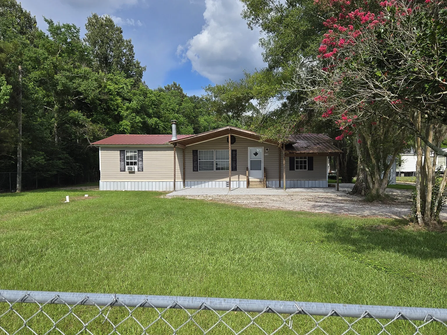 3 bed, 1550 sqft, $1,500 — Photo 3