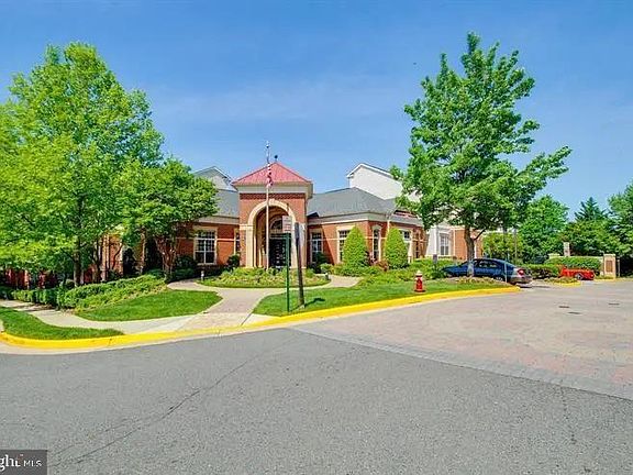 2nd image of 11305 Aristotle Dr APT 306