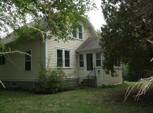 W224S4480 Guthrie Rd, Waukesha, WI 53189