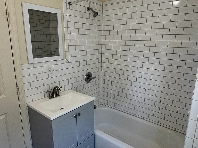 101 Washington St #3 — Photo 7