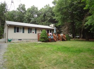 61 Beaver Dr, Albrightsville, PA 18210