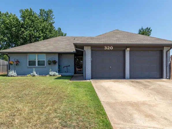 320 E Elder Ln, Mustang, OK 73064