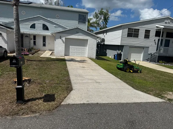 7023 Oakwood Dr #3, New Pt Richey, FL 34652