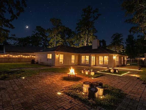 4th image of 12018 Meadowview Dr