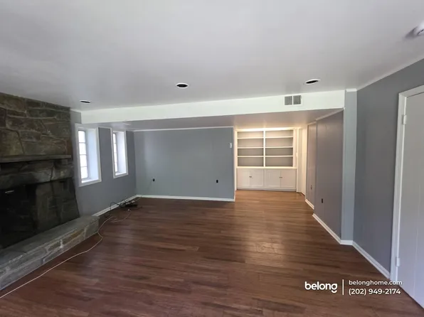 3201 Broad Branch Ter NW, Washington, DC 20008