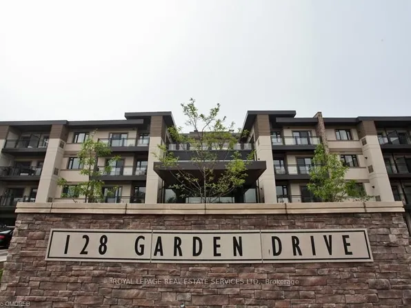 128 Garden Dr, Oakville, ON