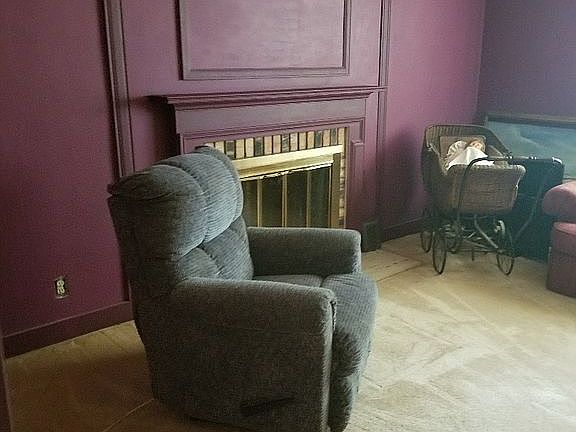 5th image of 14 7th Ave NE