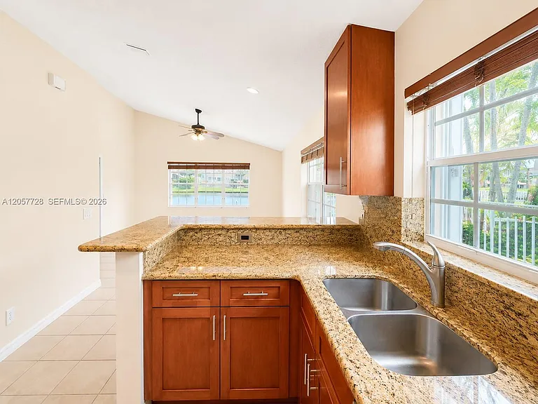 1041 Cedar Falls Dr — Photo 11