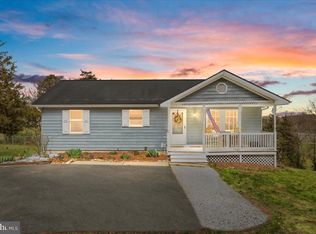 1273 Conservation Dr, Hedgesville, WV 25427