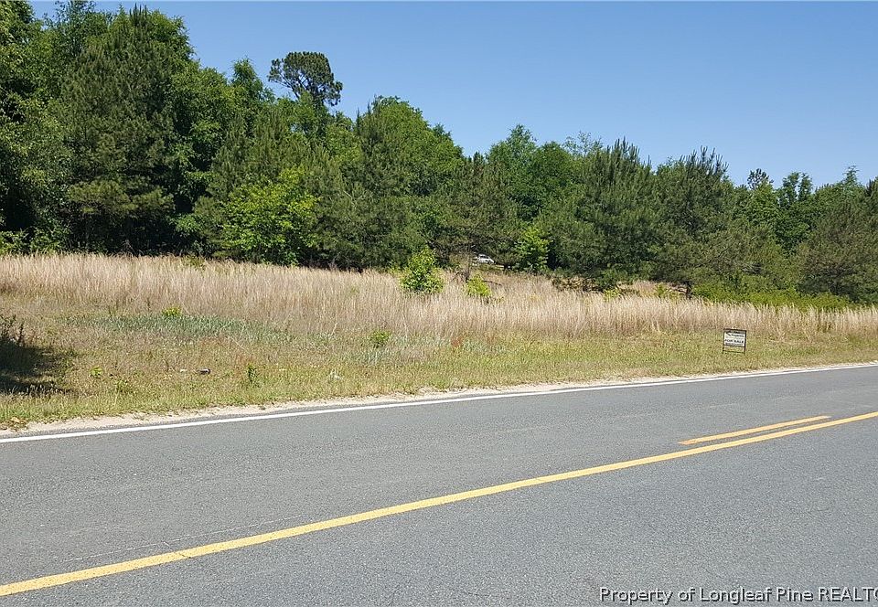 2nd image of 2905 Blossom Rd