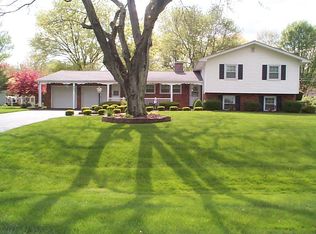 983 Cummington Rd, Columbus, OH 43213