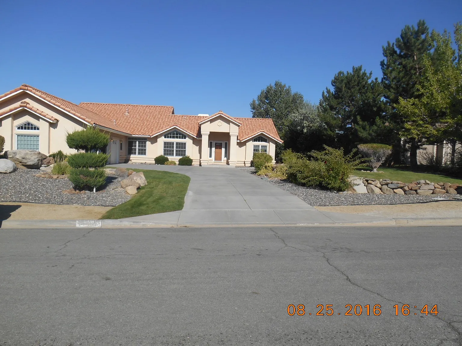 14400 Quiet Meadow Dr photo 1