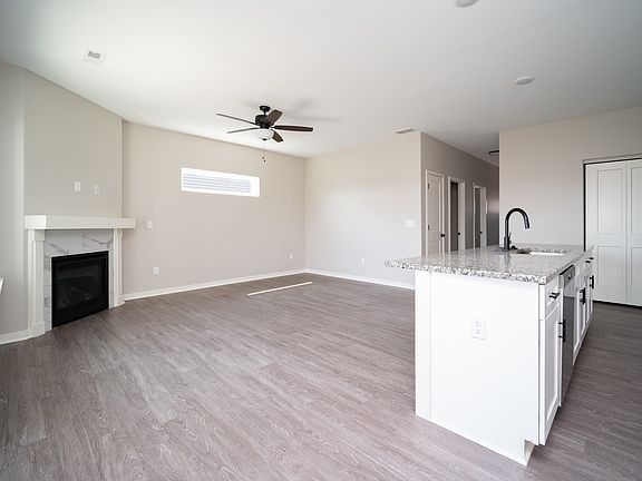 4th image of 540 Anjali Ct #R
