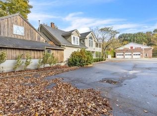 9 Russell Rd, Huntington, MA 01050