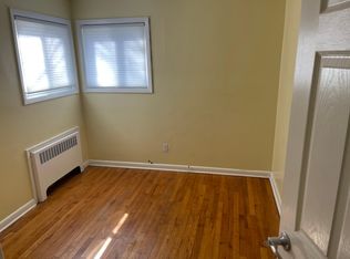 4 Grace Ct, Fairfield, NJ 07004