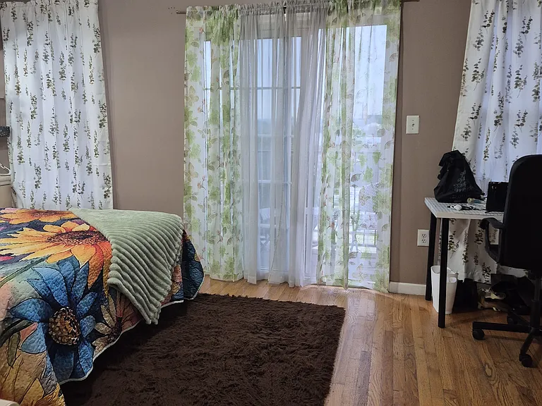499 Liberty Ave #PRIVATE ROOM — Photo 12