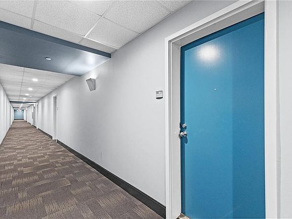 2nd image of 1120 E KENNEDY BOULEVARD #1124