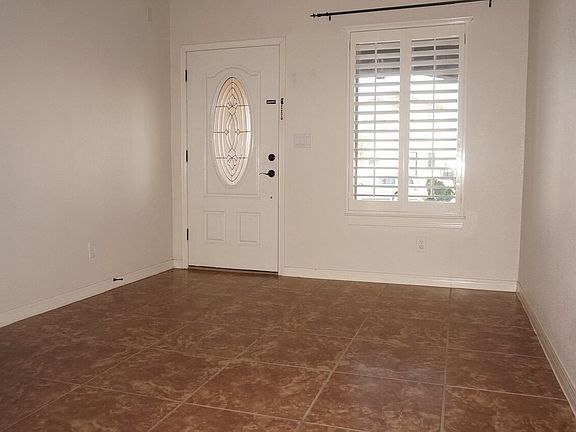 5th image of 3048 Stormy Point Dr