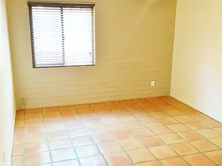 3046 N 32nd St #318 — Photo 10