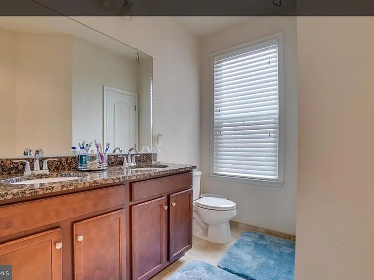 9320 Fairview Ave — Photo 13