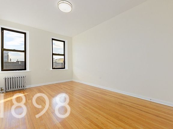 5th image of 35-16 34th St #5C