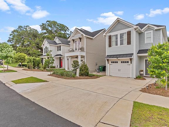 3rd image of 5614 Fletcher Oaks Dr