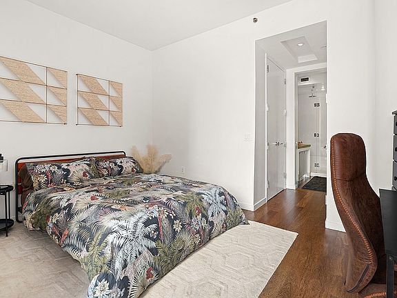 5th image of 444 W 19th St APT 502