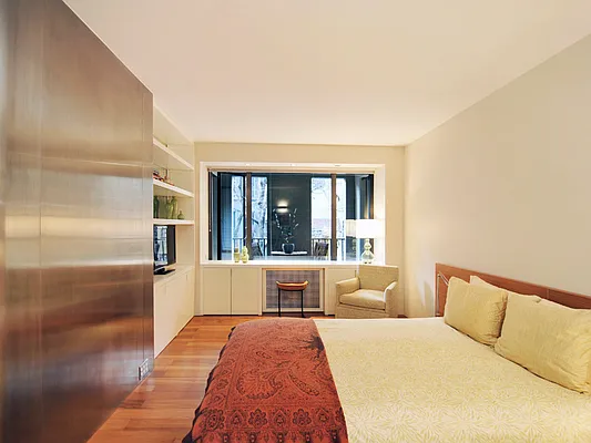 Sold by Sotheby's International Realty | media 17