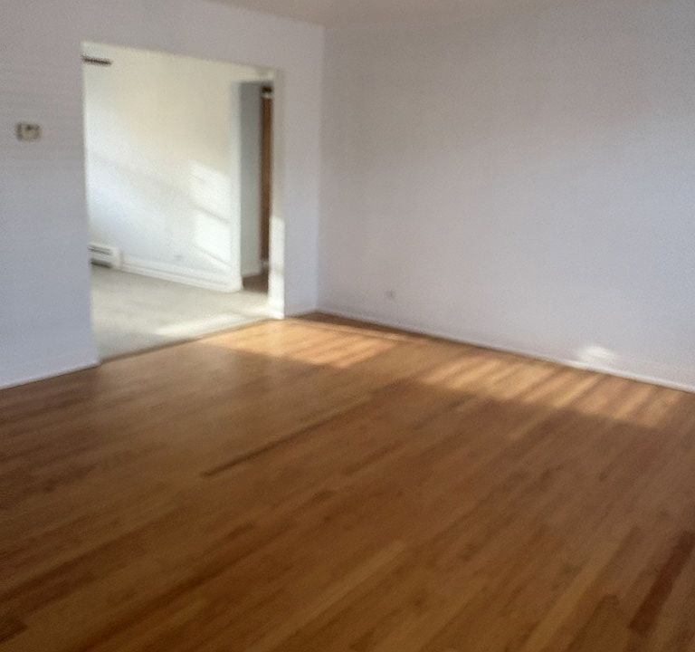 1st image of 927 Elder Rd #2