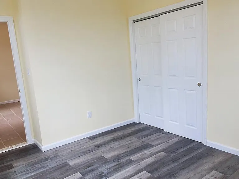 287 N 10th St #2R — Photo 5