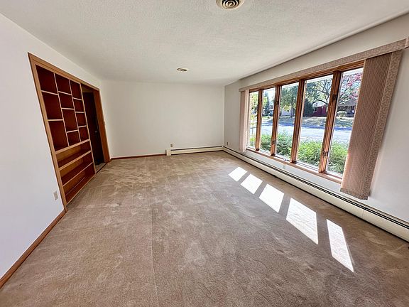 3rd image of 300 N Hill St
