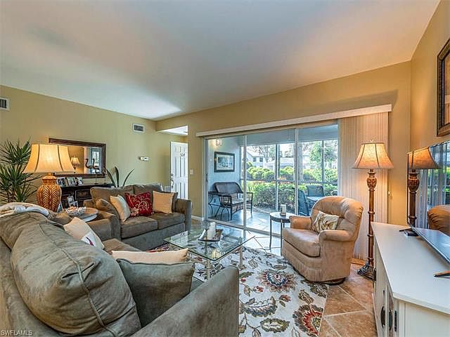 1st image of 4241 Lake Forest Dr APT 514