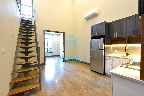 Rented by null | media 29