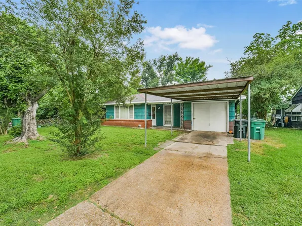 6627 Maybank Dr, Houston, TX 77055