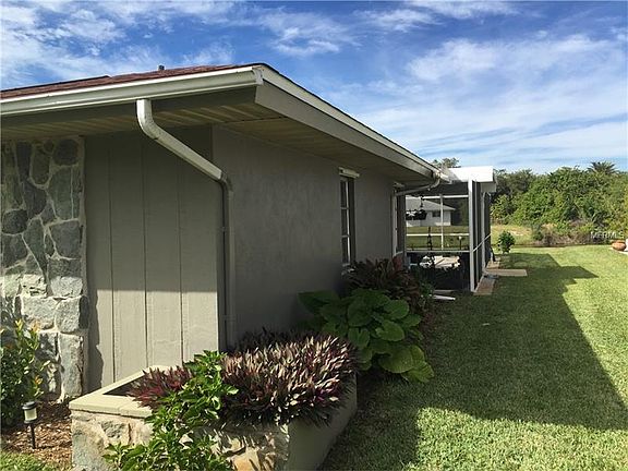 4th image of 1391 Harmony Dr
