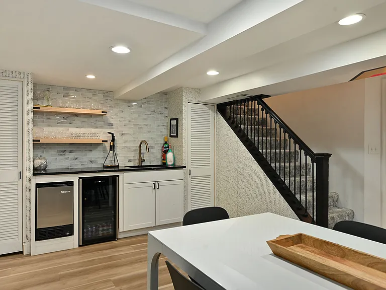 3403 W 73rd Ter — Photo 25