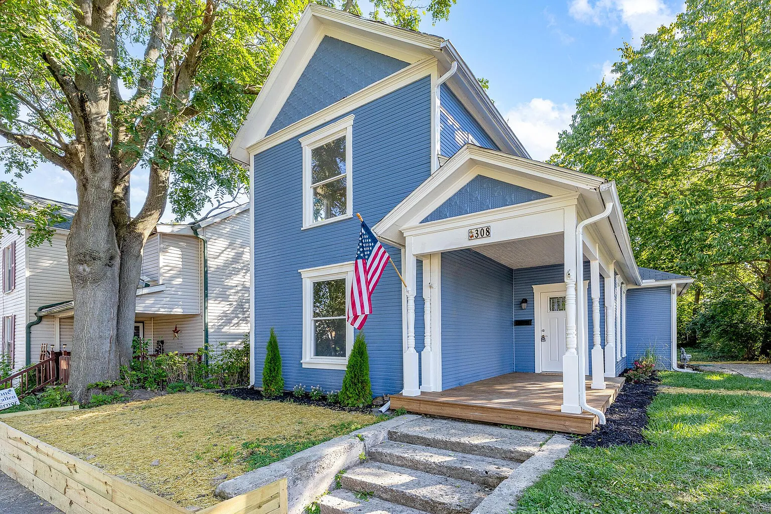 308 N Elm St photo 1