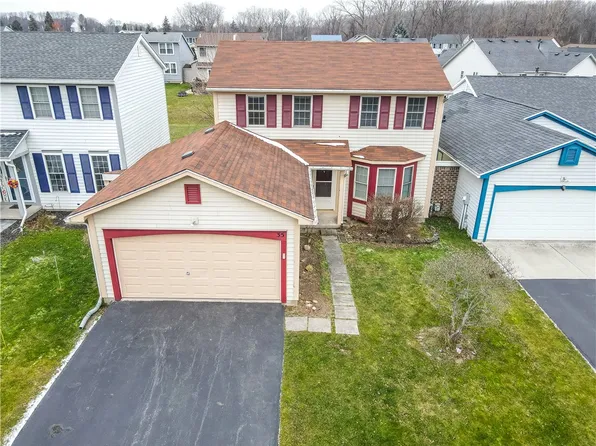 35 Atwood Dr, Rochester, NY 14606