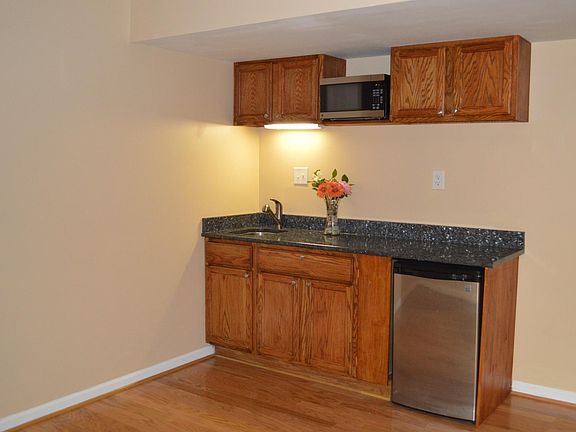 4th image of 13504 Avonmore Dr