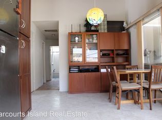 958 Lunalilo Home Rd, Honolulu, HI 96825